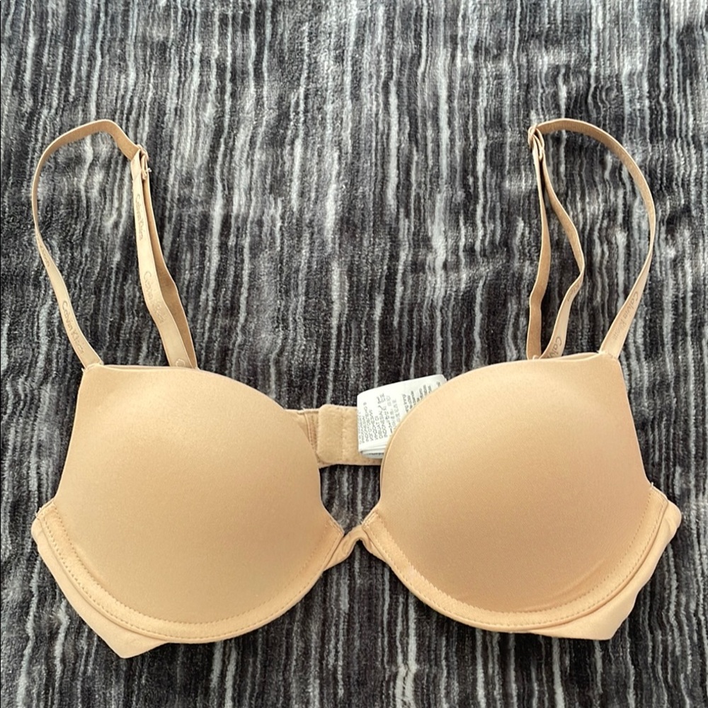 Brand new Calvin Klein Seamless Tan Bra, size 32B